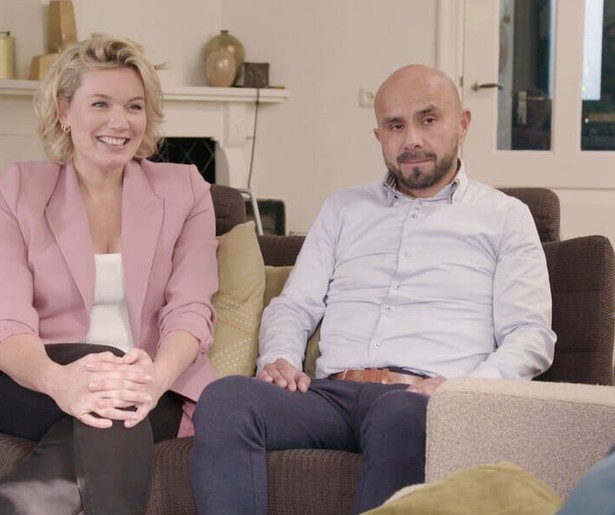 Marlijn Weerdenburg maakt weer een einde aan onduidelijkheid in nieuw seizoen DNA Onbekend