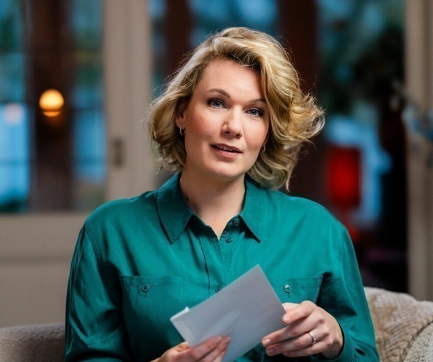 Adoptiekind Louvenson zoekt met Marlijn Weerdenburg naar antwoorden in DNA Onbekend 