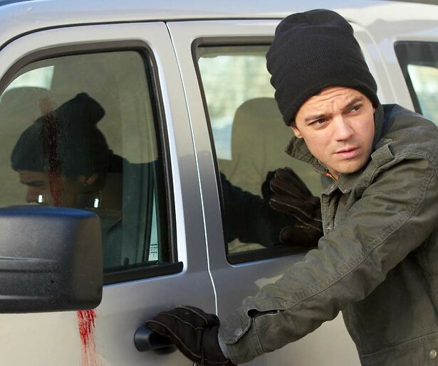 Dominic Cooper heeft wat te verbergen in Reasonable Doubt