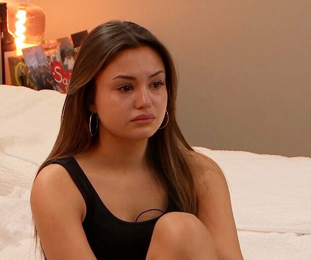 Donna uit De Bondgenoten doorbreekt het stilzwijgen: 'Mijn relatie is uit'