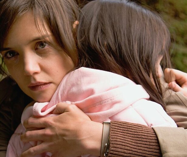 Katie Holmes verhuist naar een bezeten huis in Don't Be Afraid of the Dark