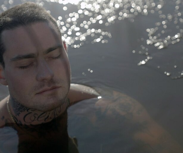 Douwe Bob spreekt in Het Jaar van Douwe Bob zijn grootste wens uit