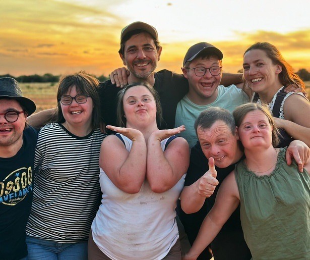 De zes deelnemers van Down the Road sluiten hun avontuur op bijzondere wijze af