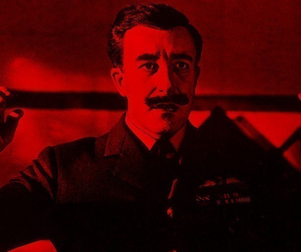 De klassieker Dr. Strangelove or: How I Learned to Stop Worrying and Love the Bomb over de Koude Oorlog