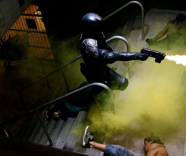 Karl Urban volgt Sylvester Stallone op in Dredd