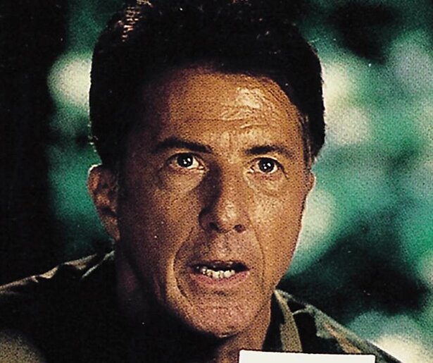 Dustin Hoffman voelt de druk in Outbreak