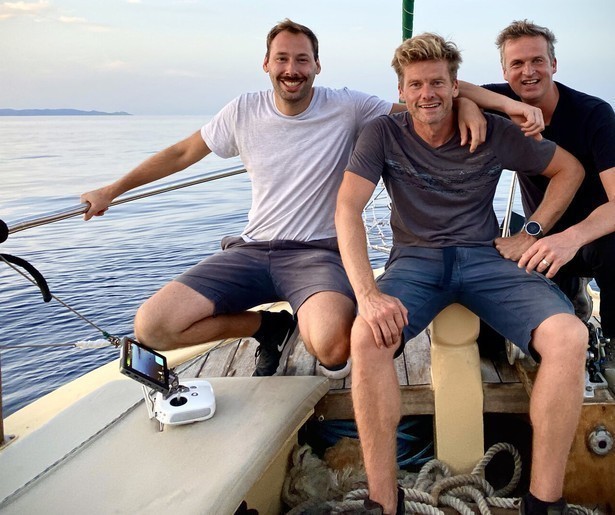 Per scooter over Kreta