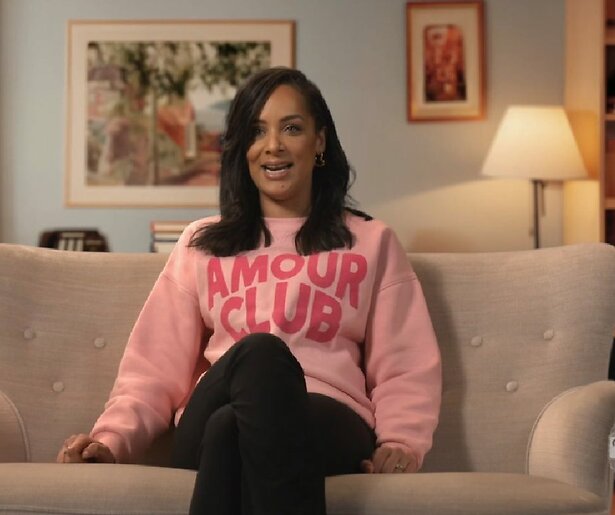 BN'ers halen herinneringen op aan de kus van Jos Brink in Het Jaar Van... op SBS6