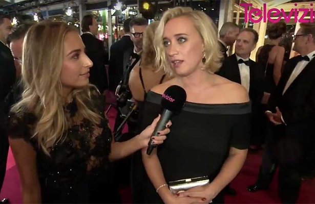 Videosnack: Eva Jinek oefent haar Zilveren Ster-blik