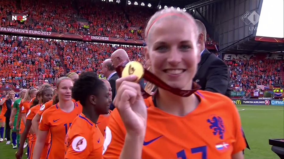 De TV van gisteren: Gouden tijden voor NPO 1 dankzij vrouwenvoetbal De TV van gisteren: Gouden tijden voor NPO 1 dankzij vrouwenvoetbal
