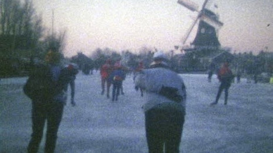 It giet oan! De hele Elfstedentocht van 1985 te volgen op NOS.nl It giet oan! De hele Elfstedentocht van 1985 te volgen op NOS.nl