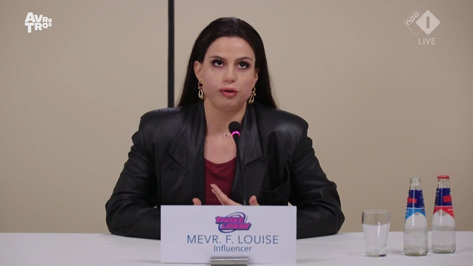 Elise Schaap als Famke Louise Elise Schaap als Famke Louise