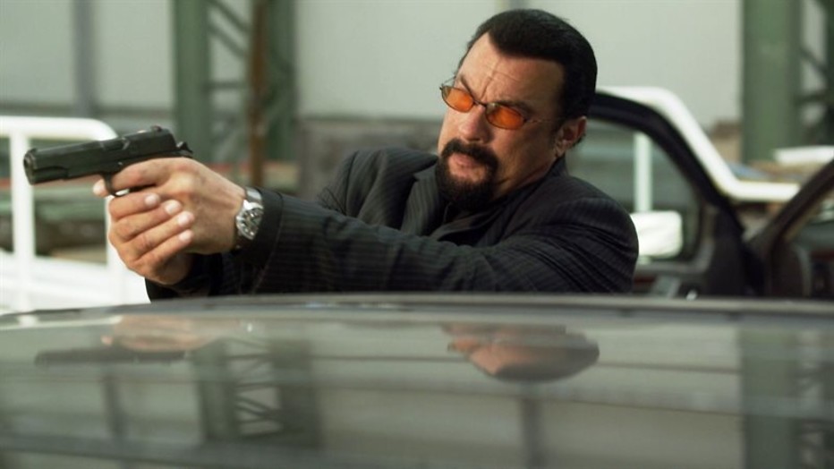 Steelt Steven Seagal 2 miljoen?