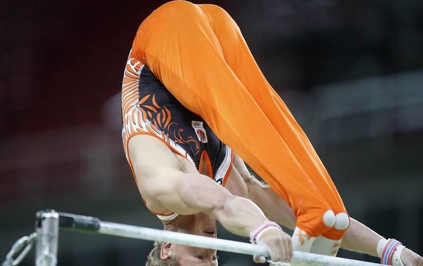 Videosnack: Epke Zonderland turnt 5 vluchtelementen! Videosnack: Epke Zonderland turnt 5 vluchtelementen!