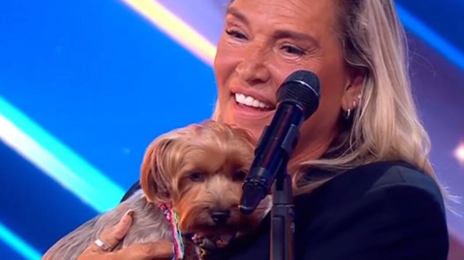 Esther en hondje Puck in Holland's Got Talent