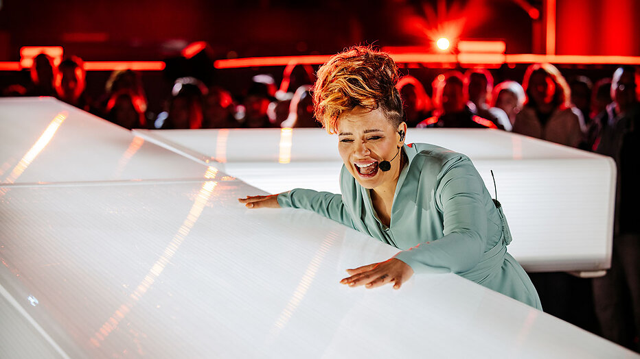 Eva Simons als Maria in The Passion 2025