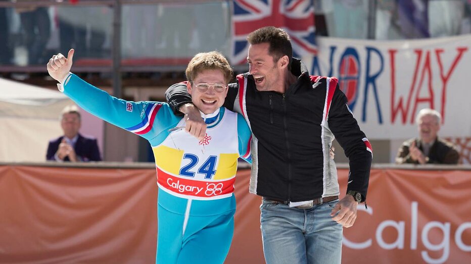 Taron Egerton en Hugh Jackman in Eddie the Eagle