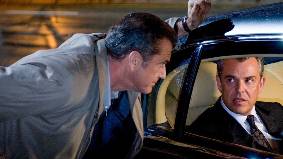 Mel Gibson en Danny Huston in Edge of Darkness Mel Gibson en Danny Huston in Edge of Darkness