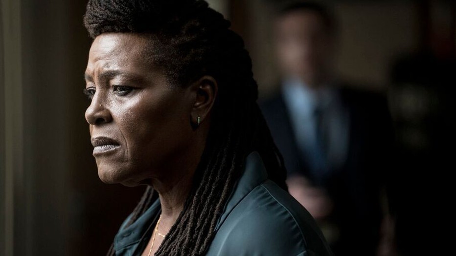 Sharon D. Clarke als DCI Ellis in Ellis