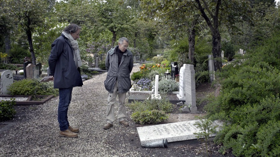 Still uit En de Naam is Heeresma