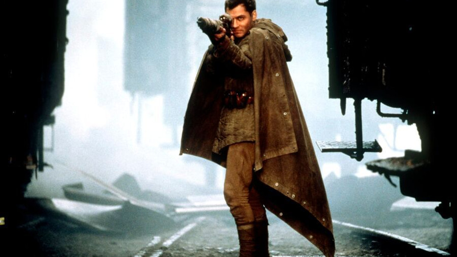 Jude Law in Enemy at the Gates