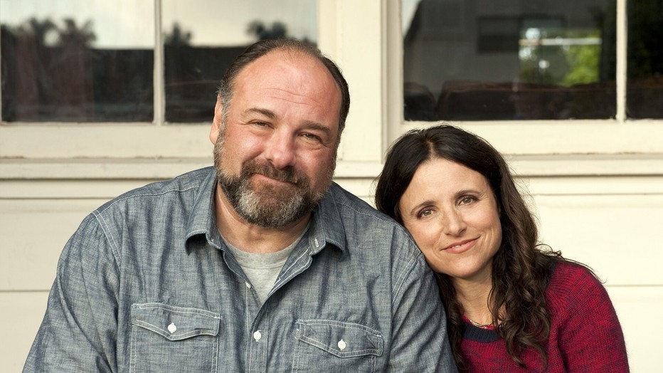 James Gandolfini en Julia Louis-Dreyfus in Enough Said