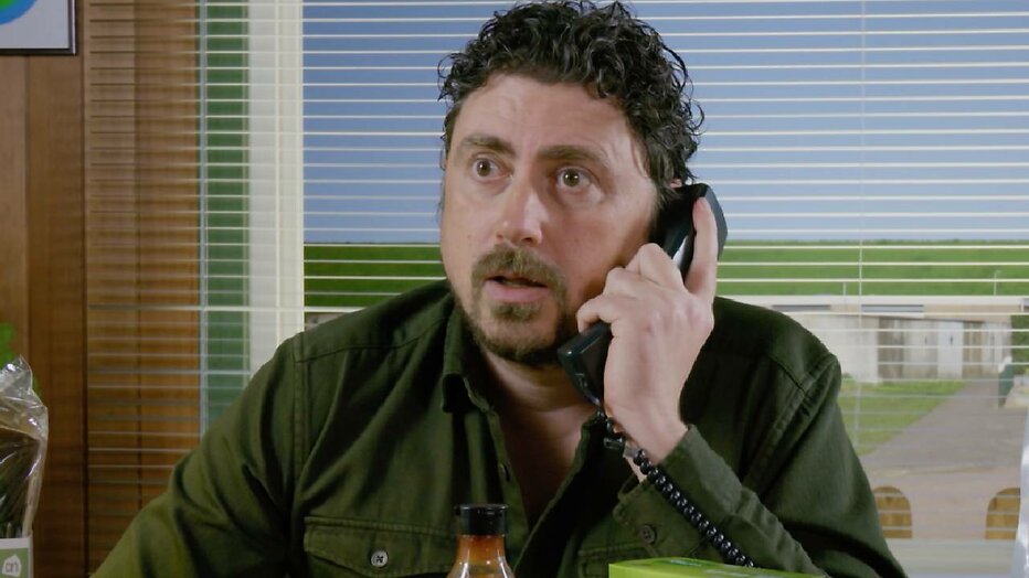 Ersin Kiris voor Keuringsdienst van Waarde