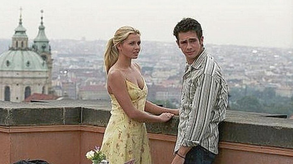 Jessica Boehrs en Scott Mechlowicz in EuropTrip Jessica Boehrs en Scott Mechlowicz in EuropTrip