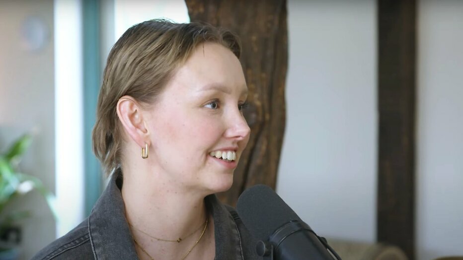 Eva in Over Mijn Lijk - De Podcast Eva in Over Mijn Lijk - De Podcast