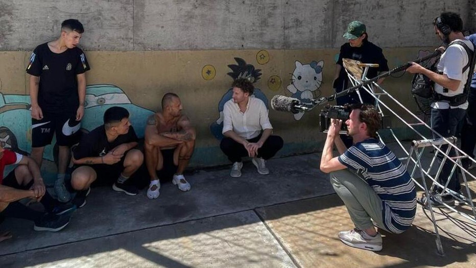 Ewout Genemans in Ewout: Gevaarlijke Gevangenissen