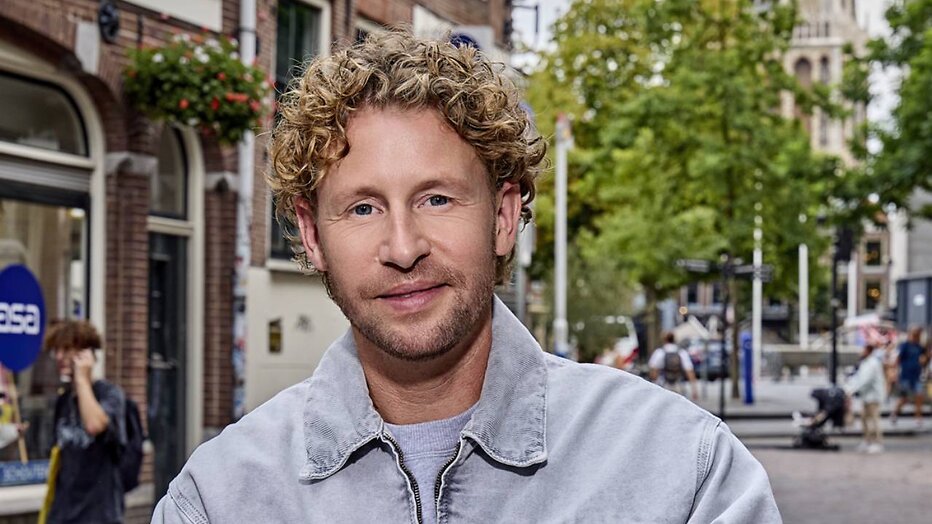 Ewout voor Bureau Utrecht. 