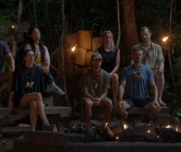 De TV van gisteren: Eilandraad extra zuur voor afvaller Expeditie Robinson 