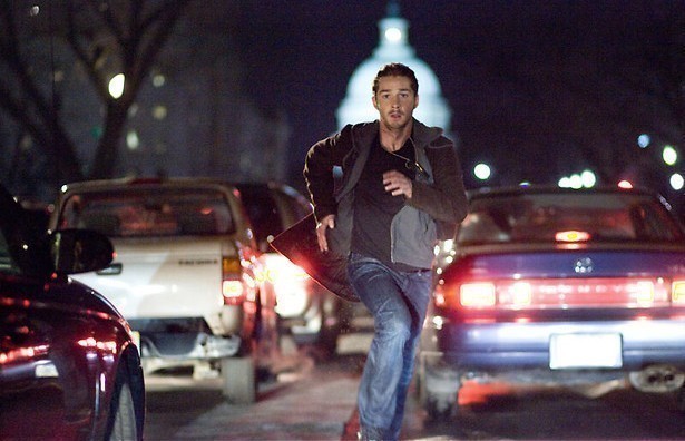 Shia LaBeouf hoort stemmen