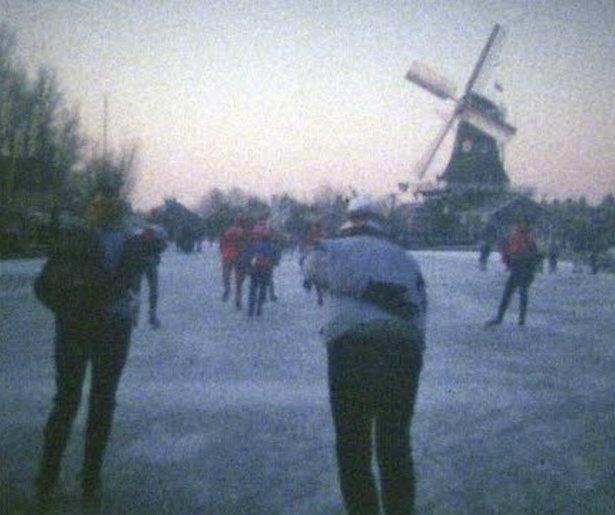 It giet oan! De hele Elfstedentocht van 1985 te volgen op NOS.nl