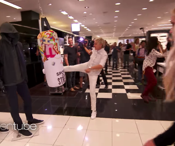 Videosnack: Ellen DeGeneres en Britney Spears compleet doorgeslagen