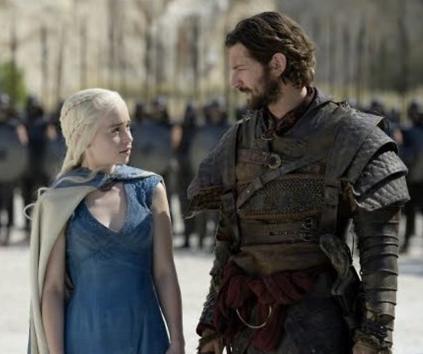 Game Of Thrones-actrice Emilia Clarke vindt Michiel Huisman bloedmooi