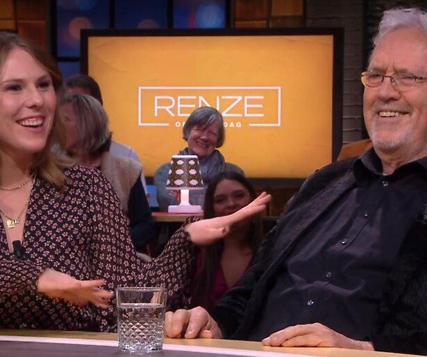 Ernst Daniël Smid verklapt per ongeluk babynieuws bij Renze