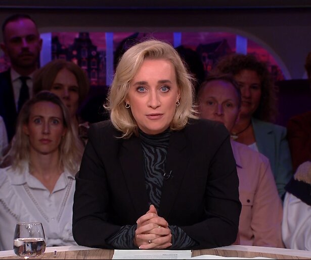 Eva Jinek legt werk neer na coronabesmetting