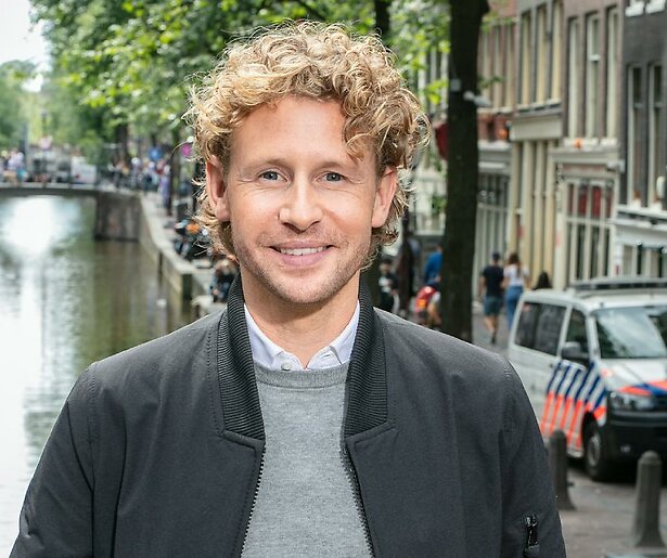 Ewout Genemans loopt mee met de politie in Rotterdam voor nieuw Bureau-seizoen