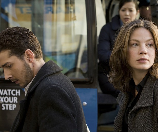 Shia LaBeouf raakt ongewild betrokken bij een wild avontuur.