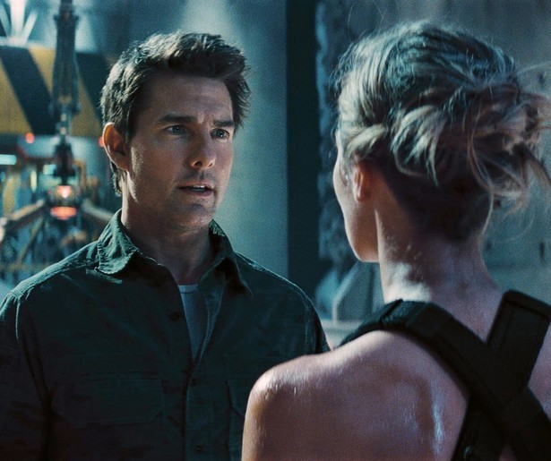 Tom Cruise sneuvelt opnieuw en opnieuw in Edge of Tomorrow