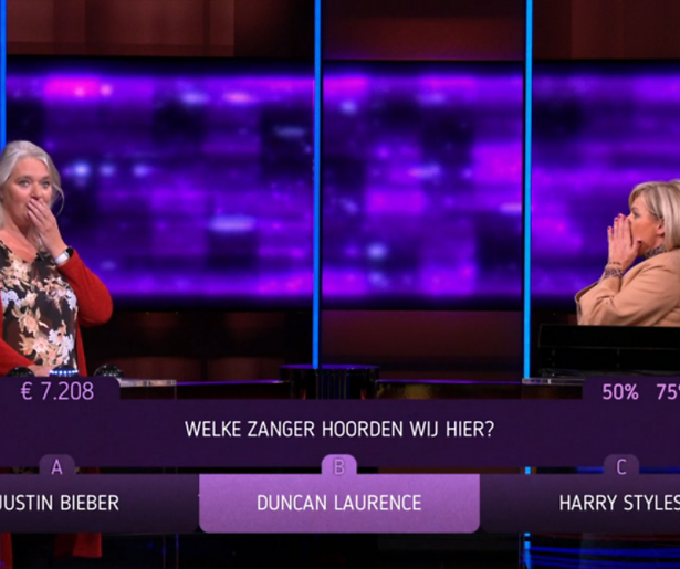 Oeps! Het juiste antwoord en de verkeerde knop in Eén Tegen 50