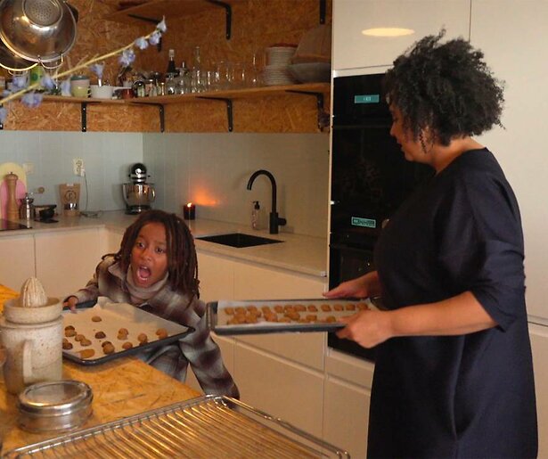 Kerstkiekjes van de families uit Een Huis Vol vullen social media