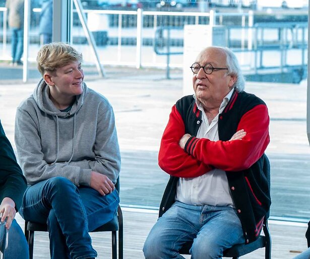 EO onthult welke BN'ers nog meer centraal staan in Een Buitengewoon Gesprek