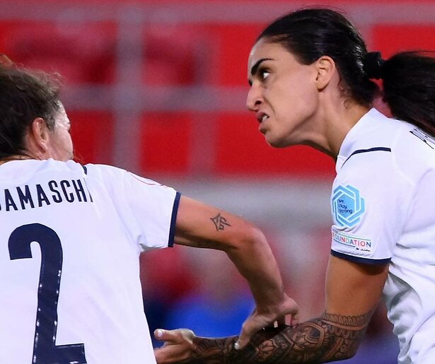 EK Vrouwenvoetbal 2022: Laatste poulewedstrijd Italië en Frankrijk