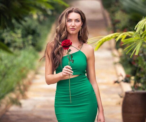 Waar kennen we Eline van De Bachelor 2024 van?