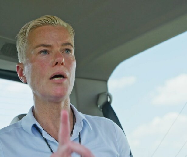 Ellie Lust gaat op zoek naar een charmante oplichter in Opgelicht in de Liefde?