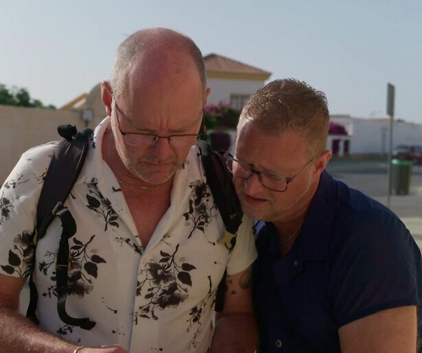 Elmar en Gijsbert stuiten op diverse problemen in Het Roer Om