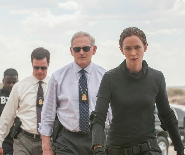 Emily Blunt raakt betrokken bij de strijd tegen de Mexicaanse drugskartels in Sicario