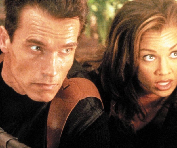 Arnold Schwarzenegger gumt je verleden uit